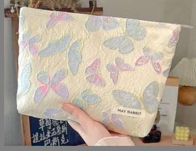 LumaNow Makeup Bag Portable Large Capacity Beauty and Skincare Storage Bag High Appearance Level Waterproof Clutch Bag